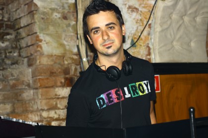 OLiX dj in Cabaret Oldies OLiX dj in Cabaret Oldies